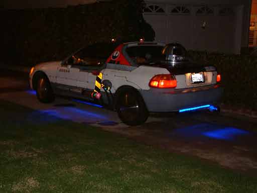 R2lightnight.jpg